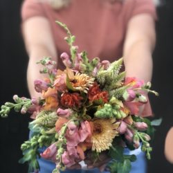 caitlin-holding-farm-bouquet